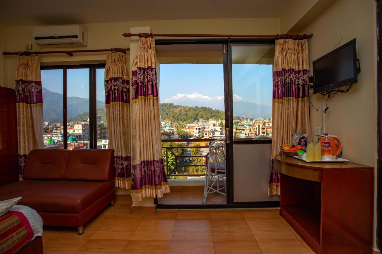 Hotel Orchid Покхара Экстерьер фото