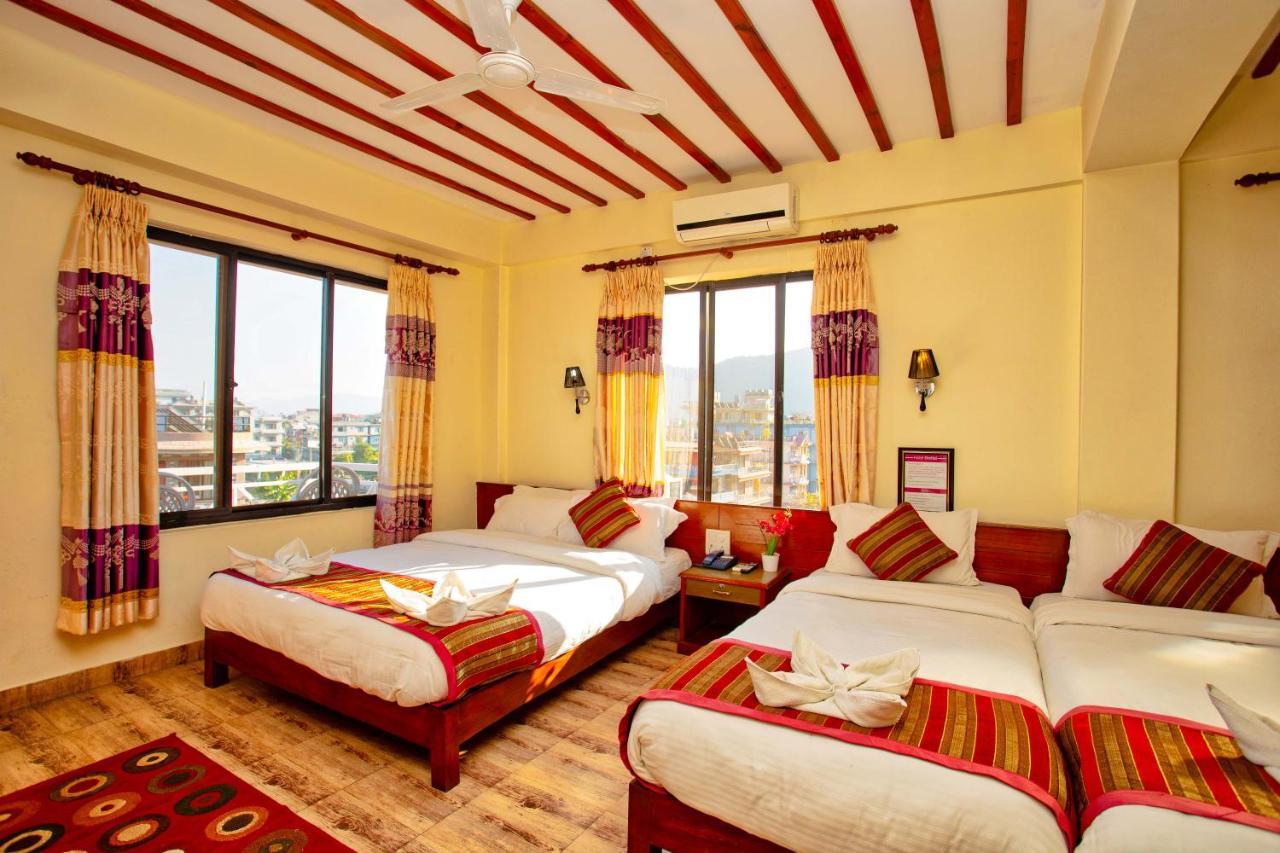 Hotel Orchid Покхара Экстерьер фото